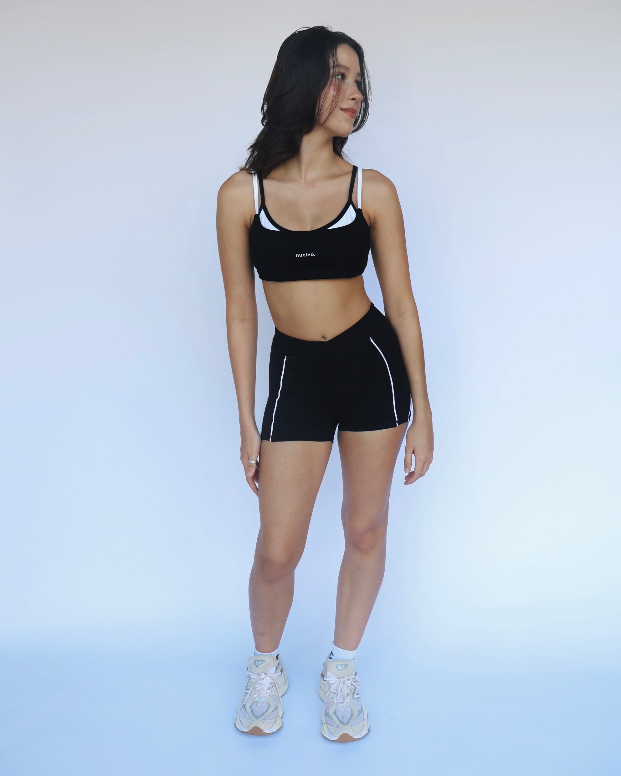 Vera Knot Short